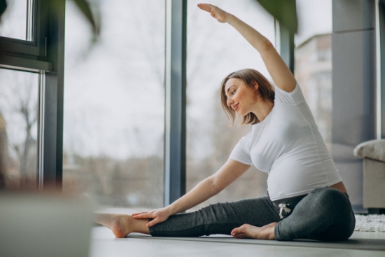 Yoga cho mẹ bầu dẻo dai hơn, giúp vượt cạn dễ dàng hơn 1
