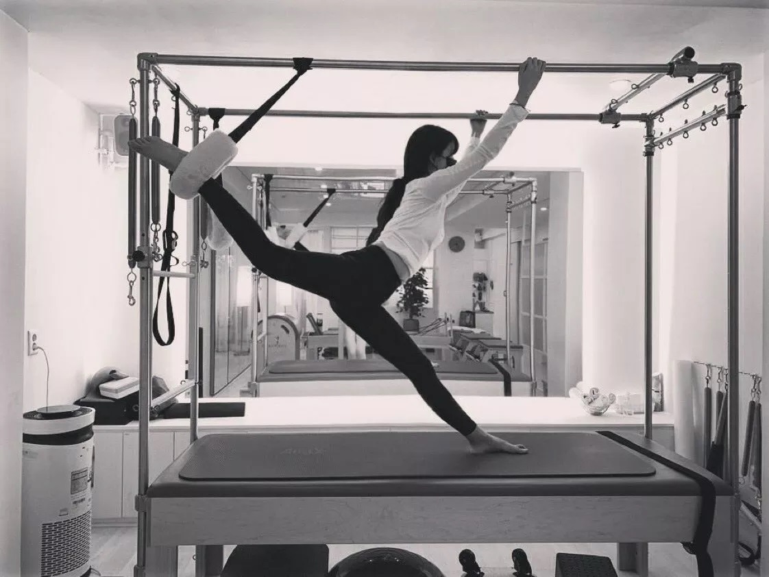 Taeyeon cũng luôn chăm chỉ tập tành pilates